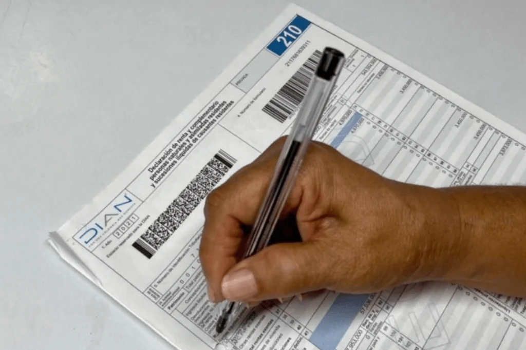 Quiénes deben declarar renta en 2025? | Ficondex